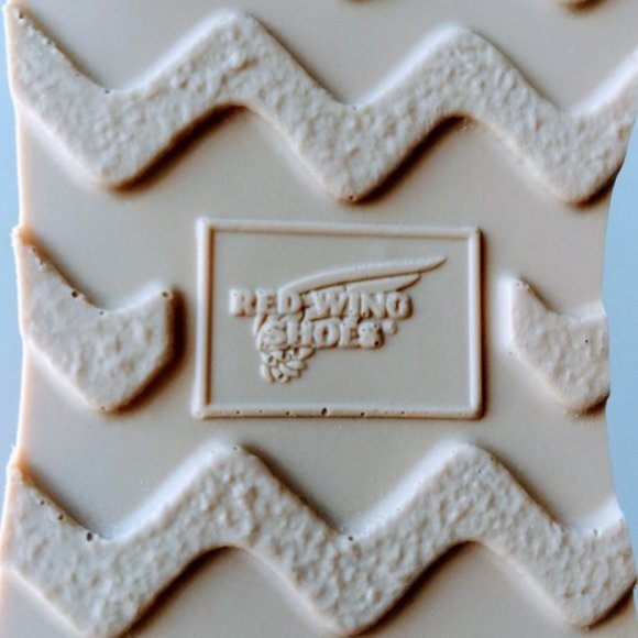 Red Wing Heritage Women's Classic Boot in Rose Boundary Leather Made in USA - Picture 11 of 11